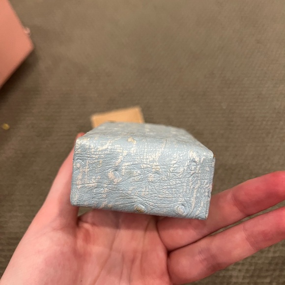 1950s blue ostrich cigarette case - Picture 5 of 7